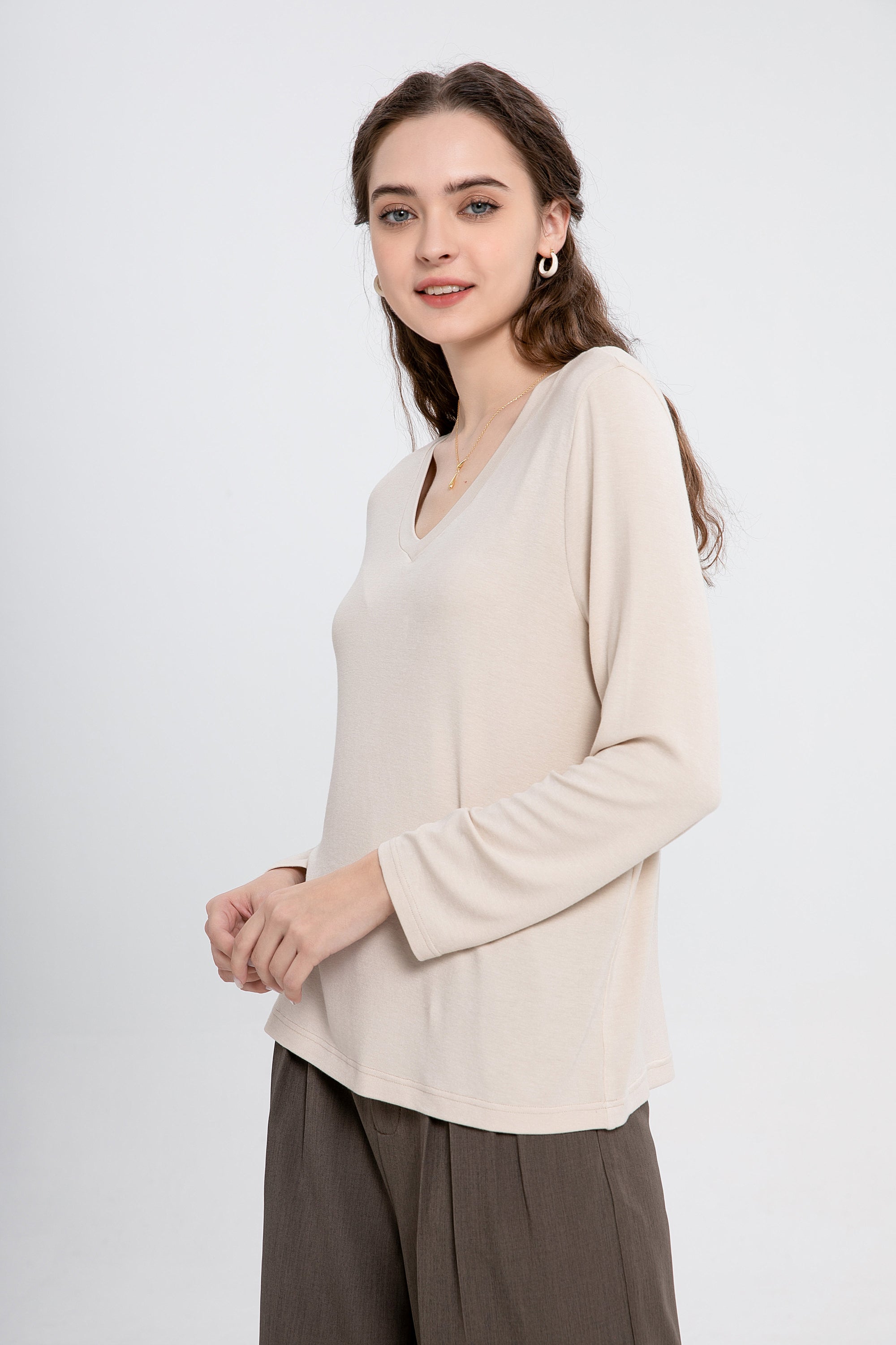 Relaxed V-neck Long Sleeve Top