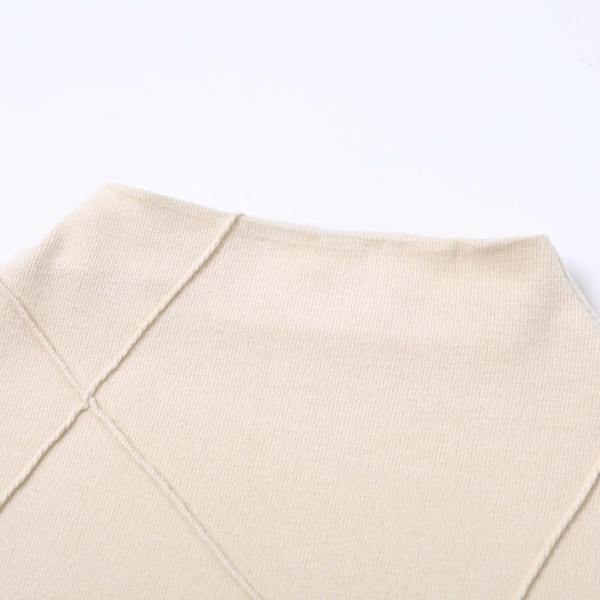 Thermal Mock Neck Irregular Line Bottoming Top