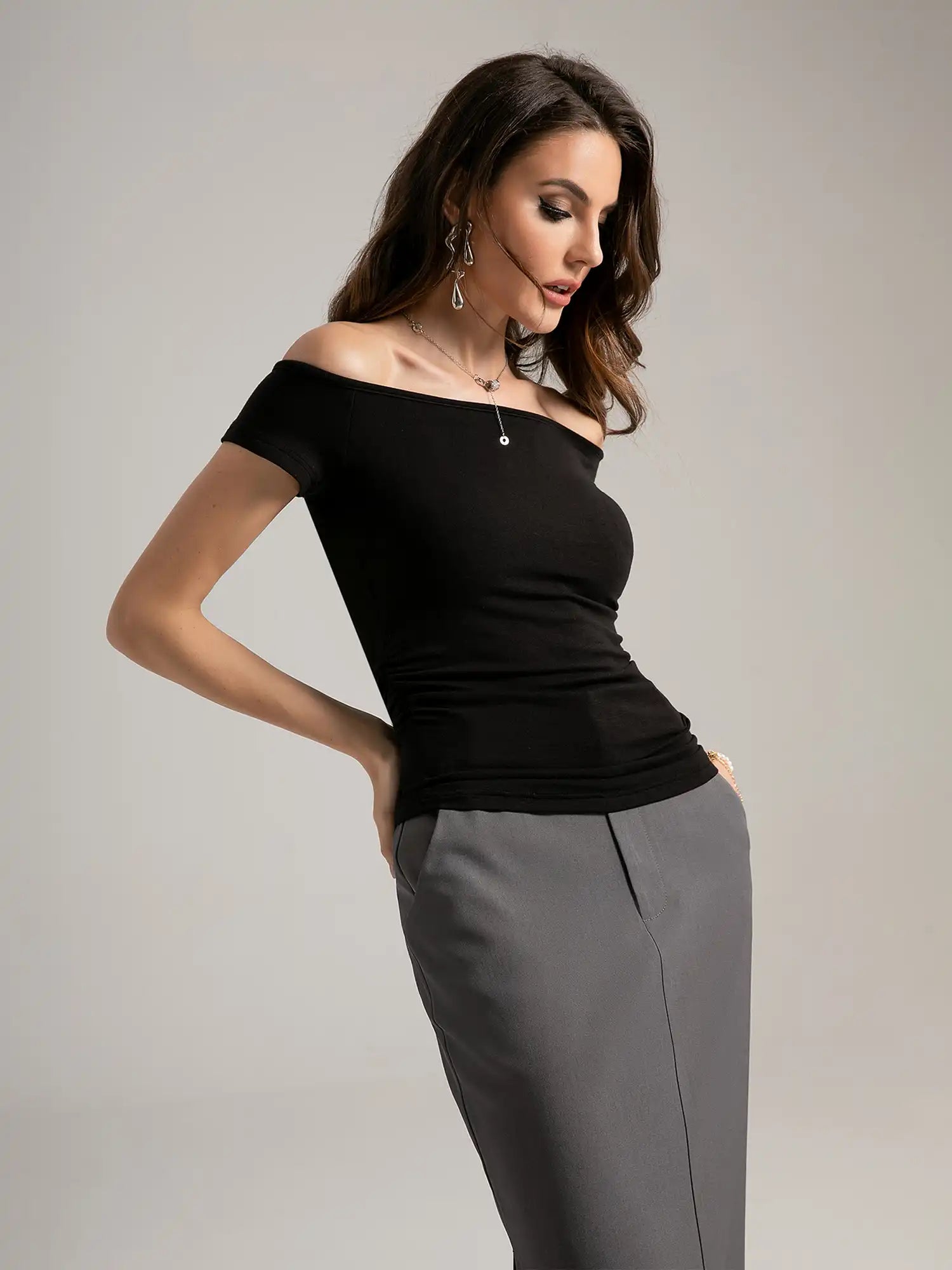 Ruched Sides Off-Shoulder Short Sleeve Top – HAE-us Ruched Sides Off-Shoulder Short Sleeve Top – HAE-us