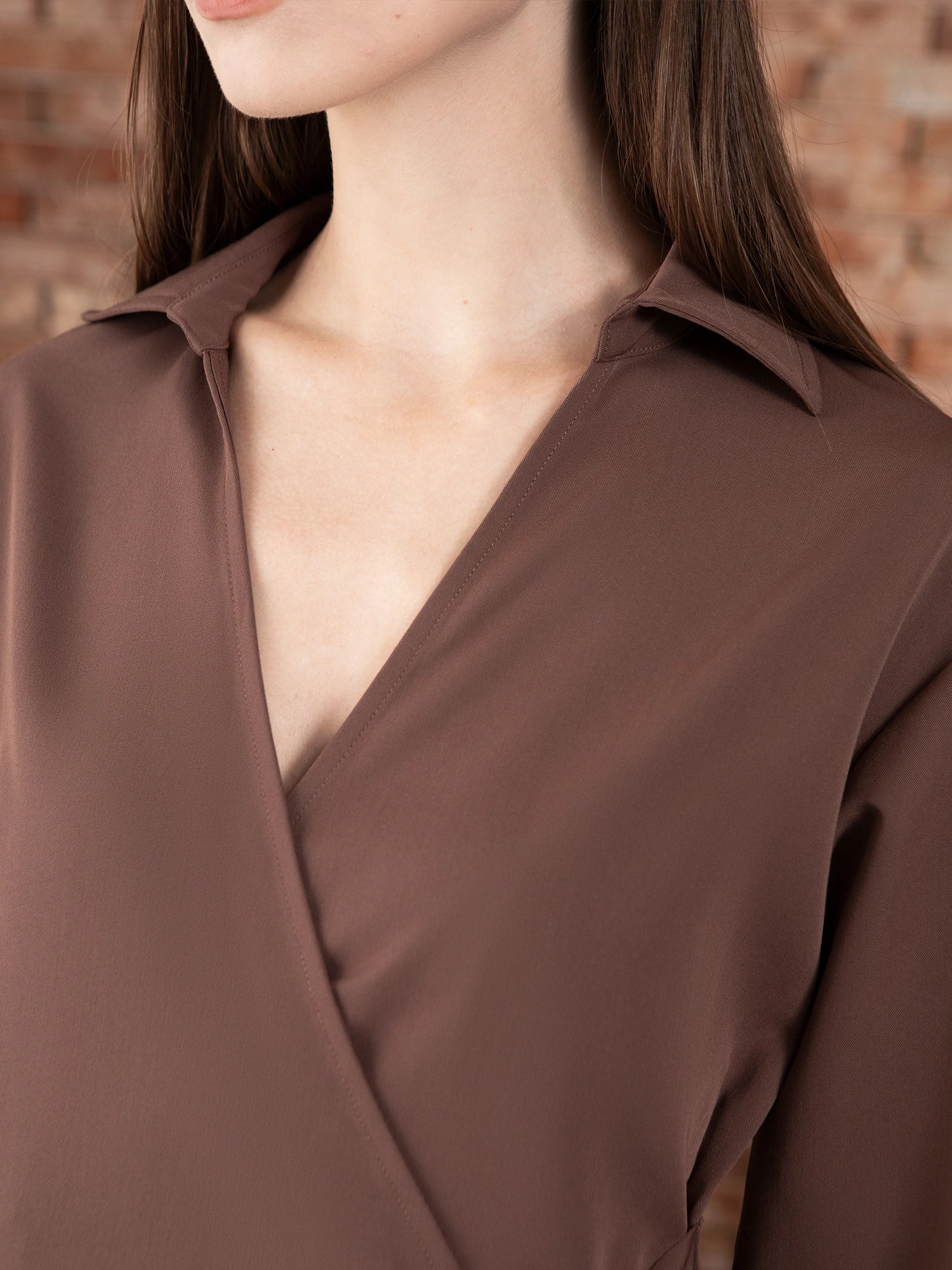 Fitted Lace-up Shirt