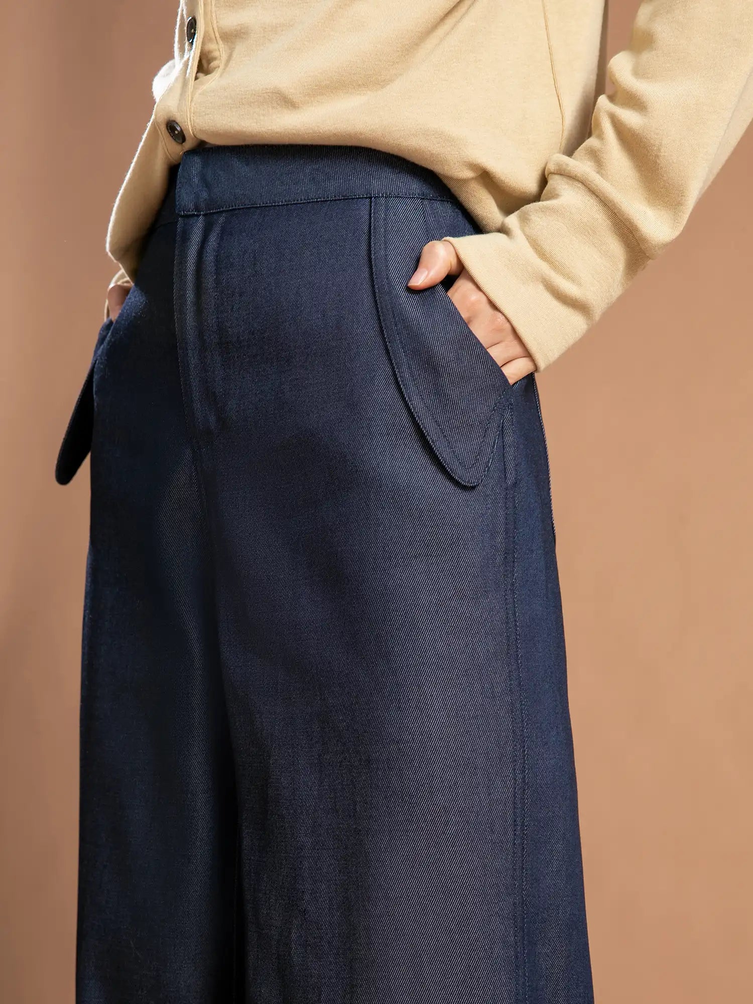 Low Waist Fold Pocket Casual Trousers