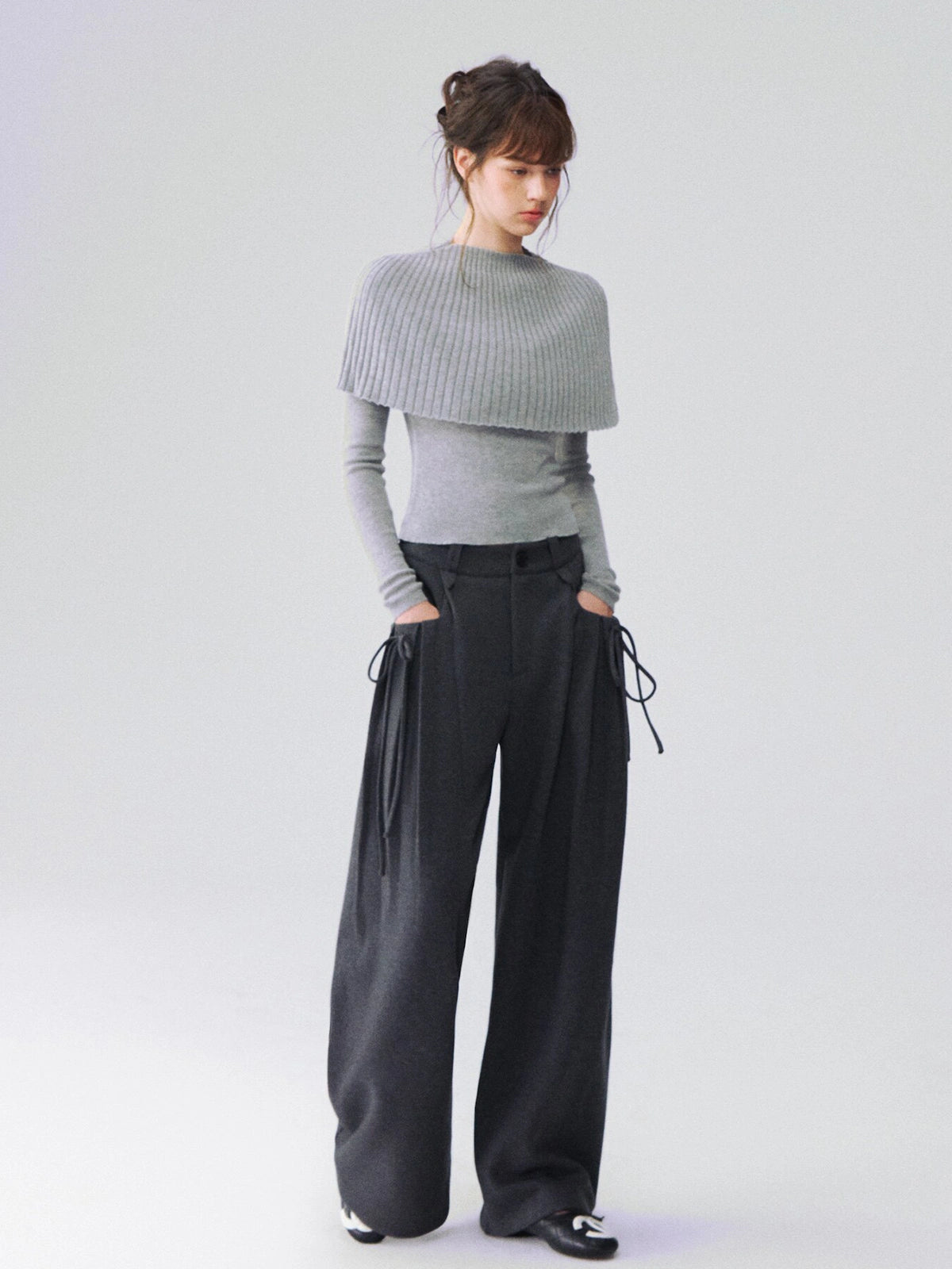 Bow-Pocket Pleated Wide-Leg Pants