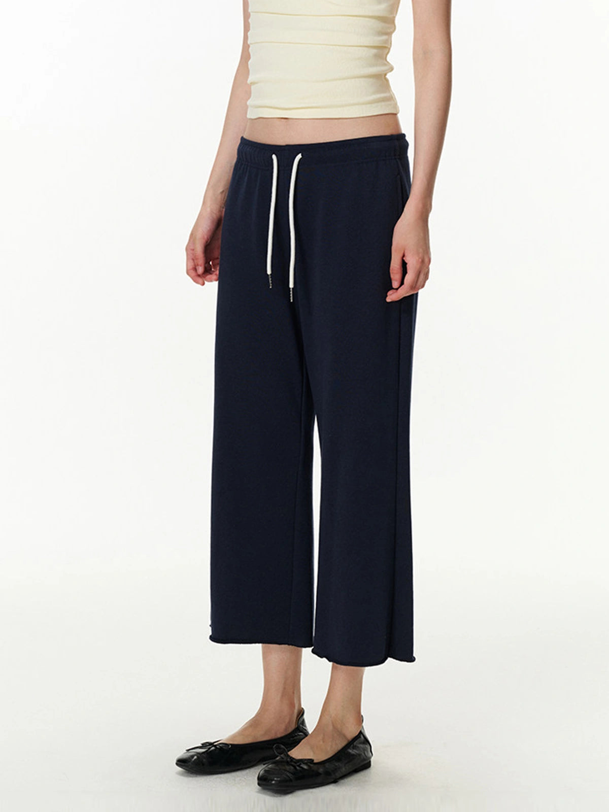 Cropped Wide-Leg Capri Pants