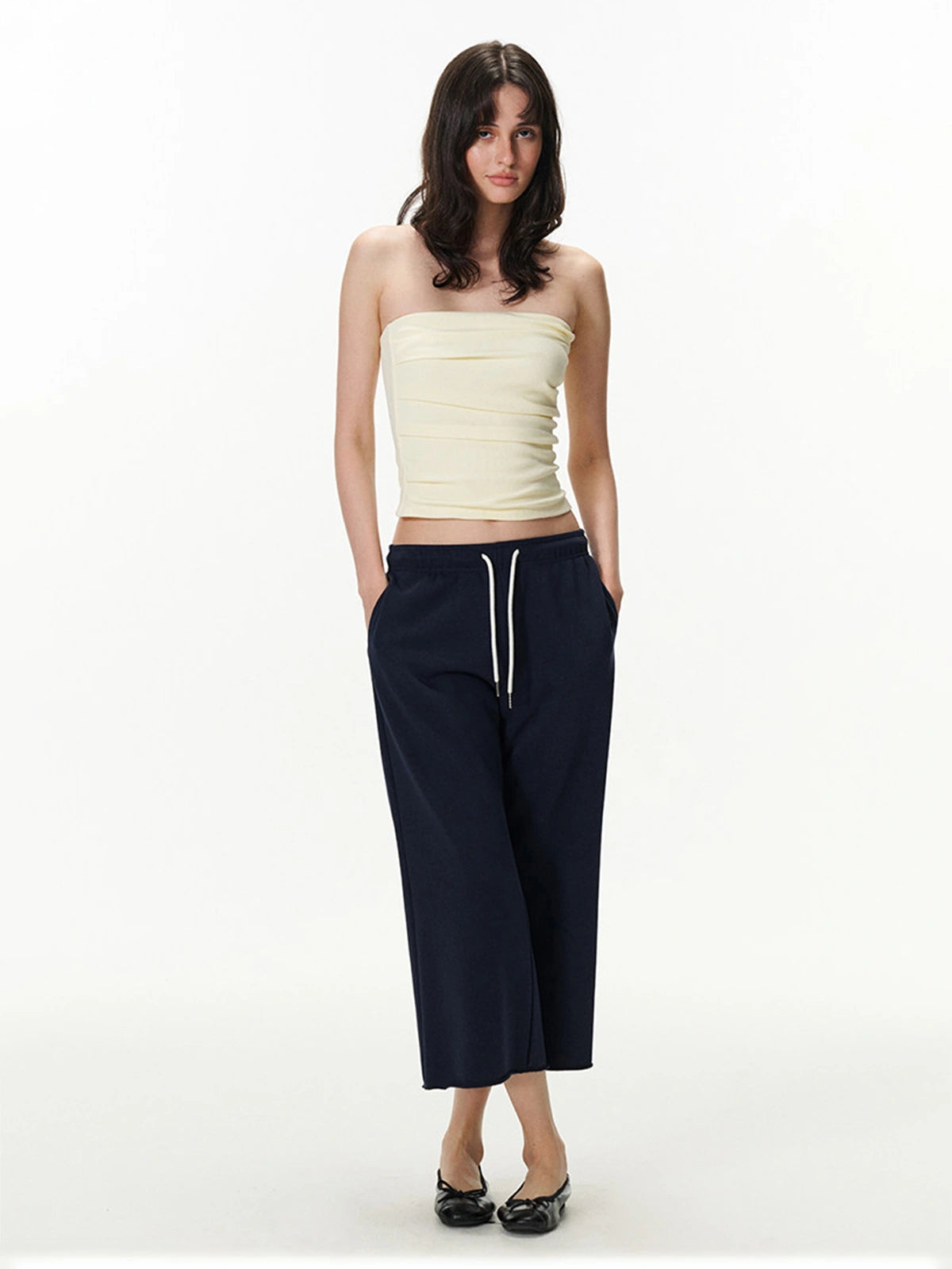Cropped Wide-Leg Capri Pants