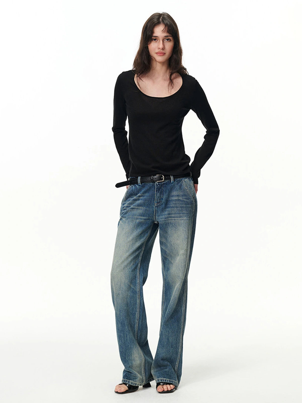 Scoop-Neck Long-Sleeve Top
